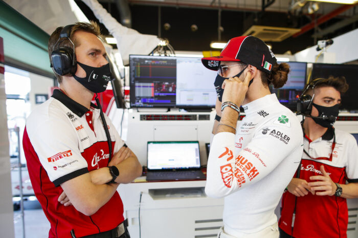 2020-Abu-Dhabi-Grand-Prix-Saturday-700x467