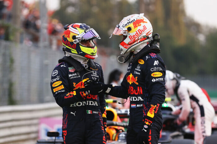Red Bull Racing / Sergio Perez / Max Verstappen / Tow / Slipstream / ItaliÃ« / Monza / Kwalificatie / 2021