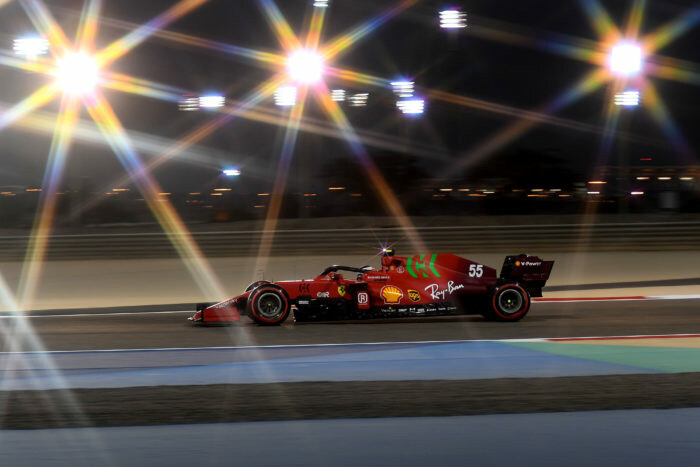 210030-bahrain-gp-saturday-700x467