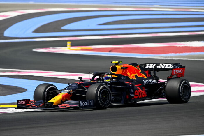 Sergio Perez / Red Bull Racing / Pirelli / Frankrijk / Paul Ricard