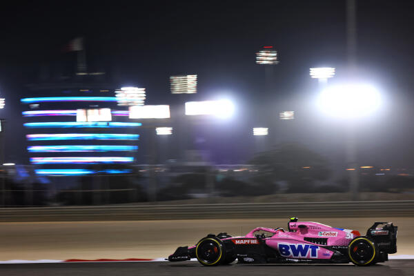 Ocon Bahrein testdag 2 foto door James Moy Photography XPB Images