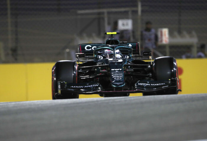 GP2101_150640_54I2807-700x479