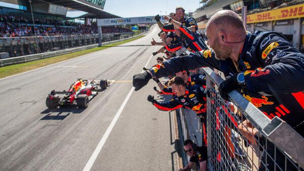 1920x1080-Max-Verstappen-Red-Bull-Racing-GP-Oostenrijk-2019