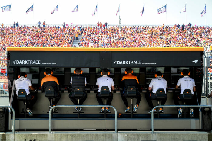 McLaren / pitmuur / team / Zandvoort / Nederland / 2021