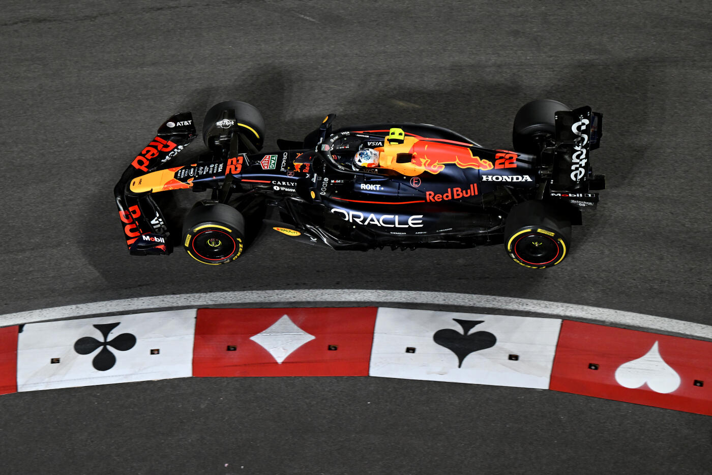 Yuki Tsunoda auto race zondag Las Vegas 2025