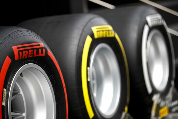 Pirelli banden / Frankrijk / Pirelli