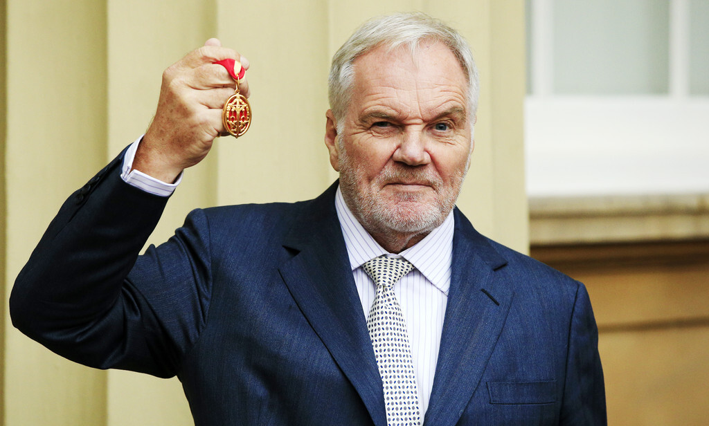 InvestituresBuckinghamPalace7VNbSoznaV3x
