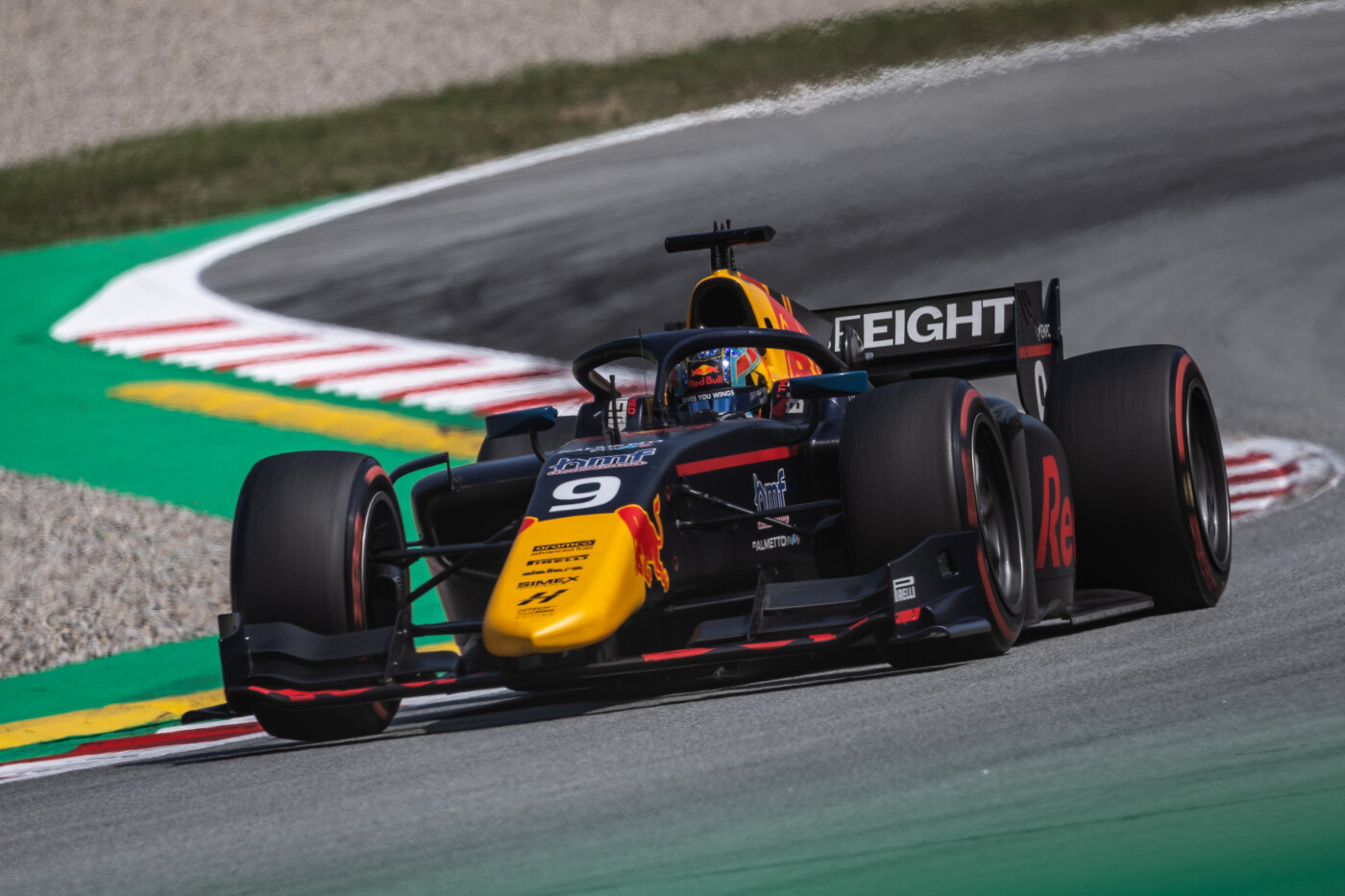 Hitech in F2