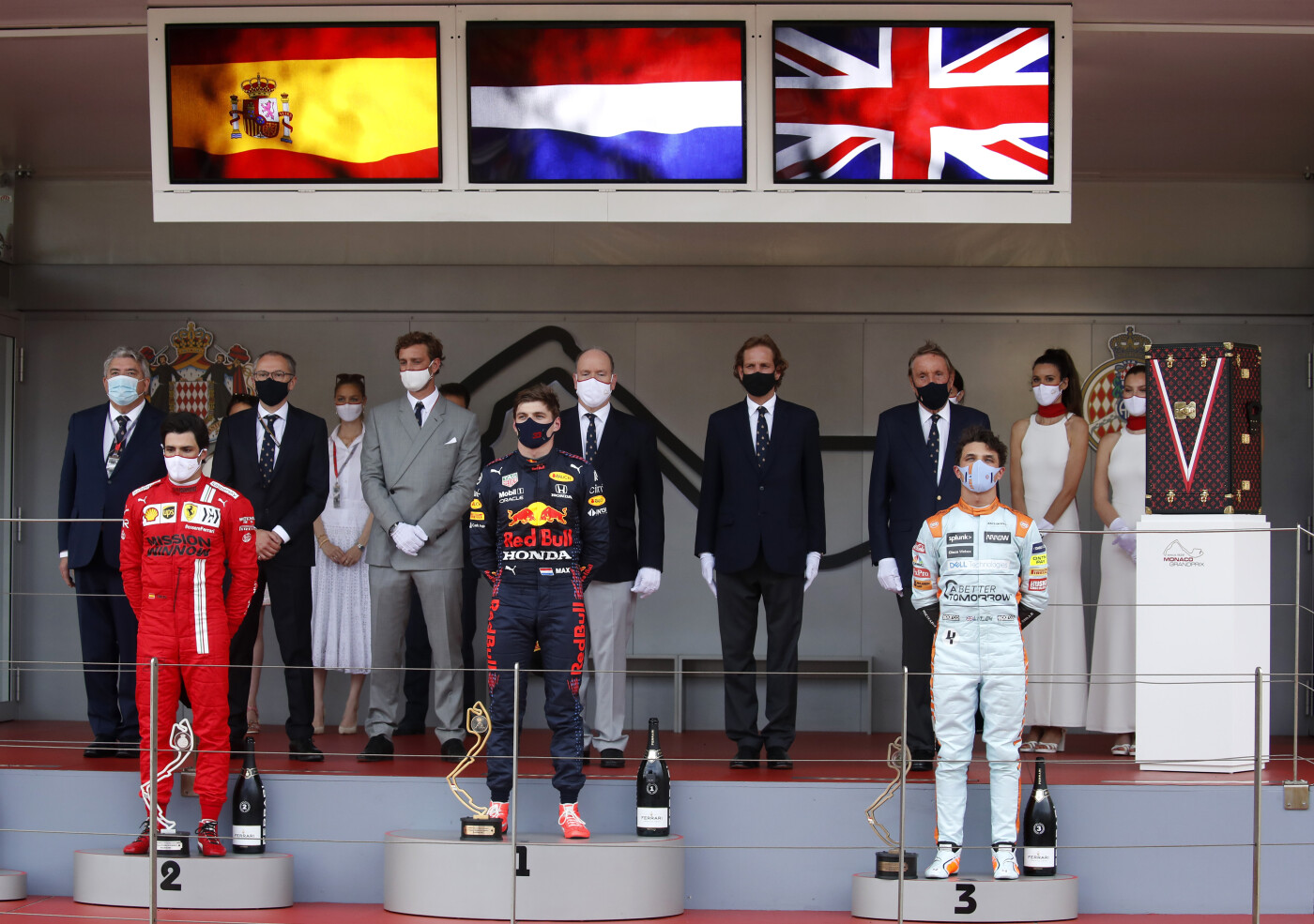Verstappen, Sainz, Norris op het podium in Monaco 2021