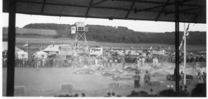 Silverstone_1952_11-700x332