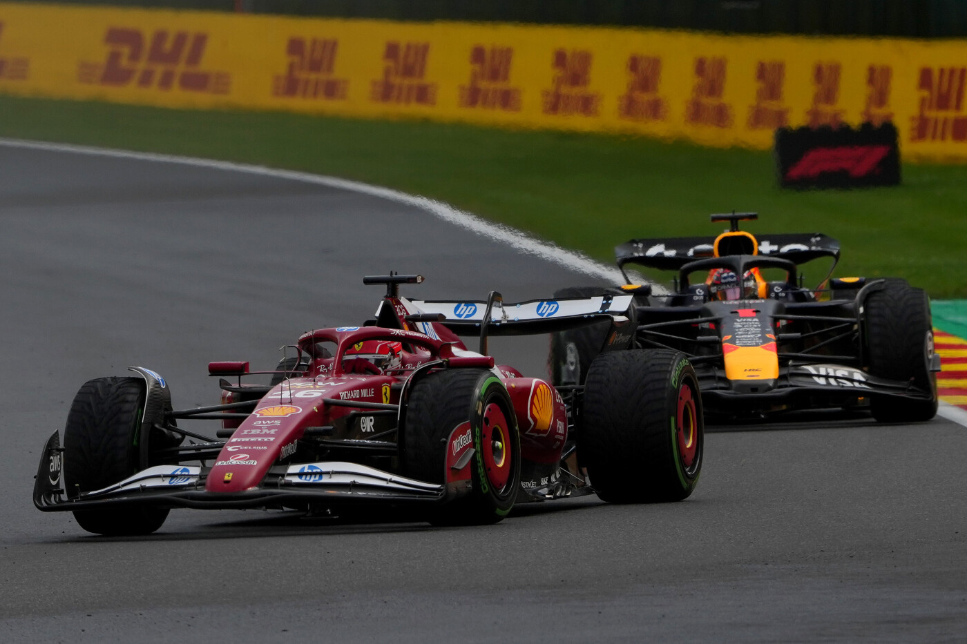 Charles Leclerc Max Verstappen race Spa België 2025