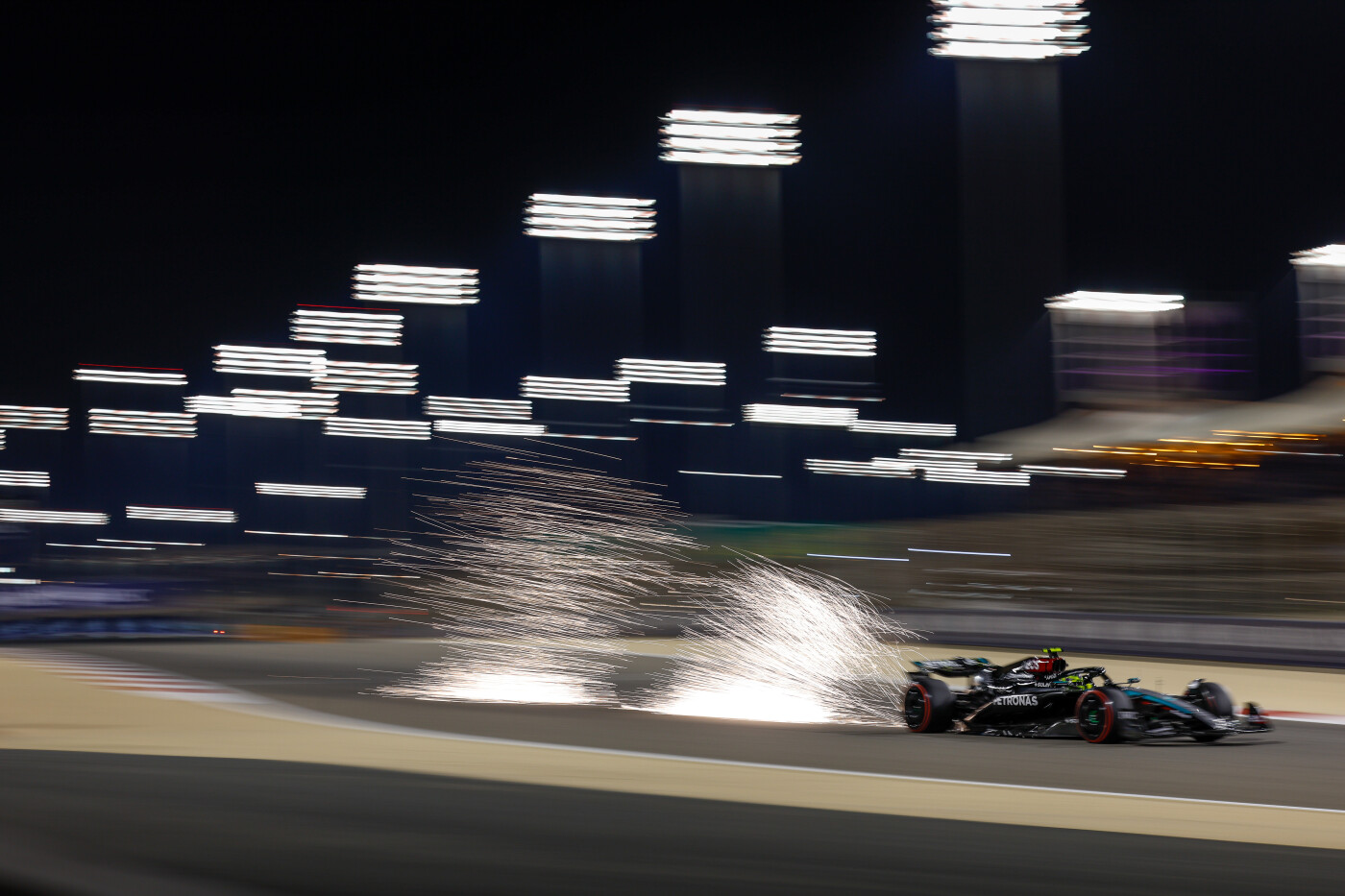 Mercedes Hamilton Bahrein