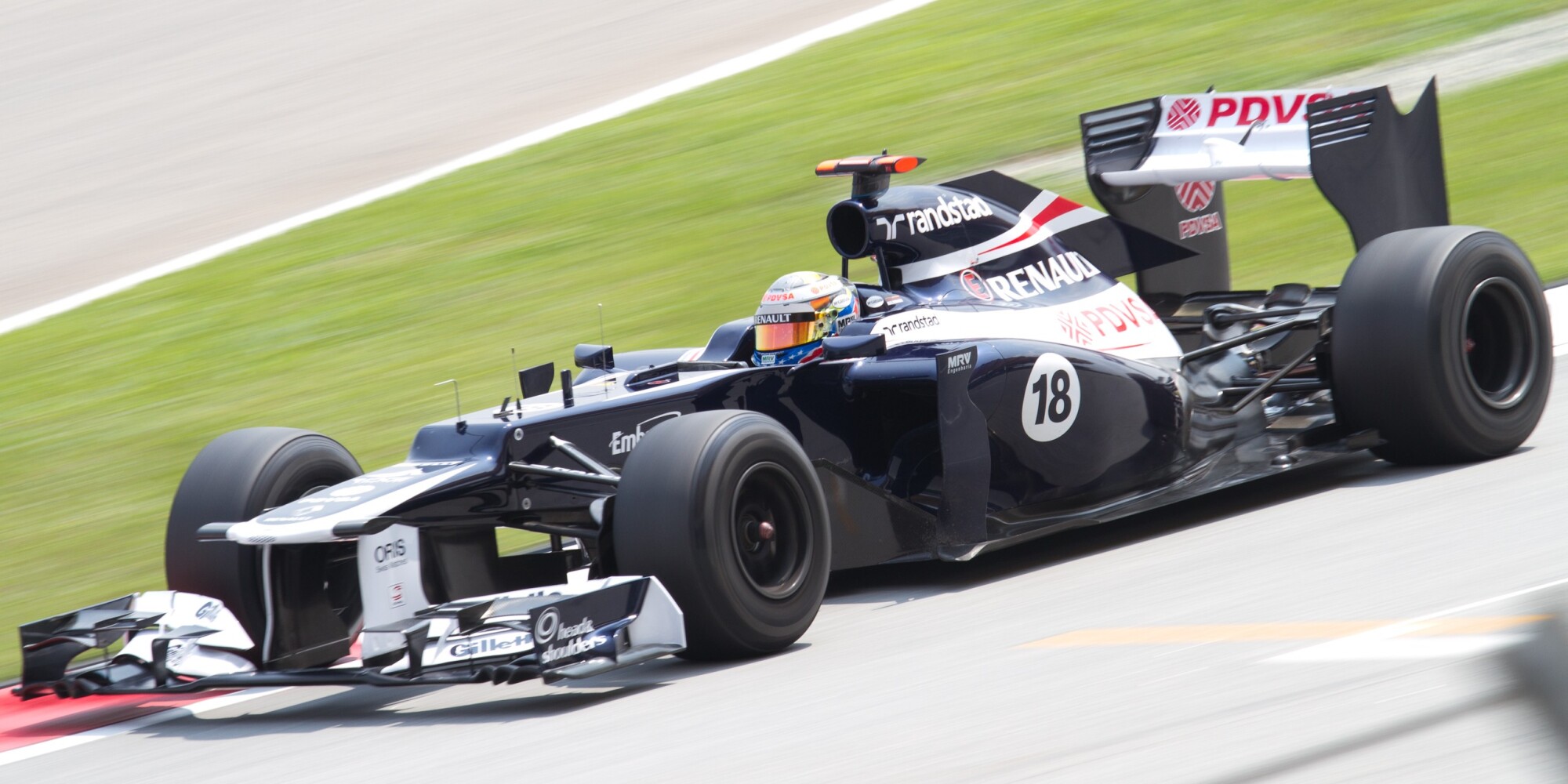 Pastor_Maldonado_2012_Malaysia_FP1