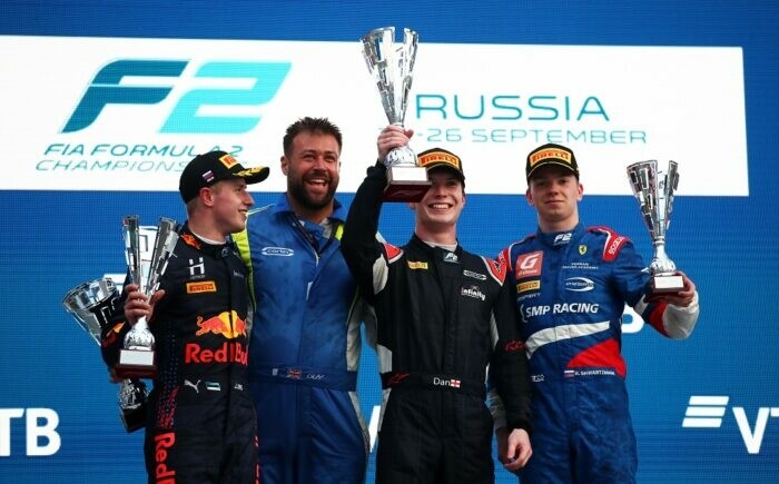 Dan Ticktum / JÃ¼ri Vips / Robert Shwartzman / Carlin / Hitech / Prema / Sotsji / Rusland / Formule 2 / 2021