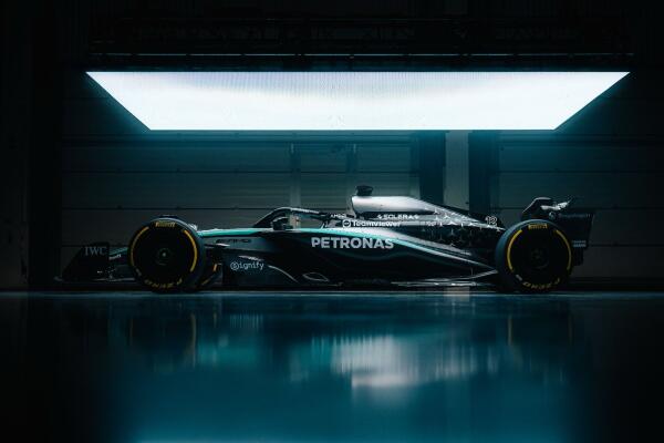Mercedes W16