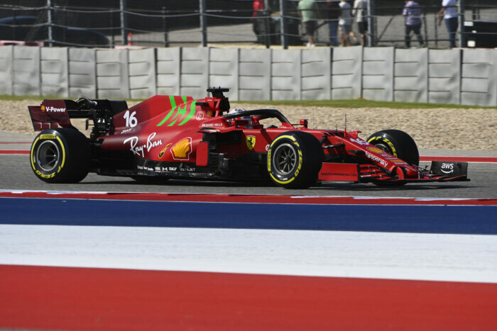 18-friday-austin-700x467