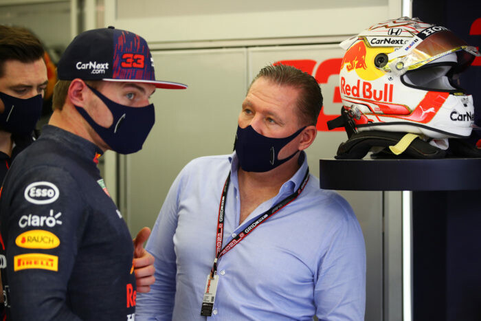 BAHRAIN, BAHRAIN - MARCH 12: Max Verstappen of Netherlands and Red Bull Racing talks with his dad Jos Verstappen in the garage during Day One of F1 Testing at Bahrain International Circuit on March 12, 2021 in Bahrain, Bahrain. (Photo by Mark Thompson/Getty Images) // Getty Images / Red Bull Content Pool // SI202103120706 // Usage for editorial use only //