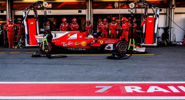 vettel_aze