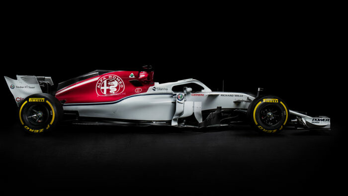 1920x1080-Alfa-Romeo-Sauber-C37-2018-02-700x394