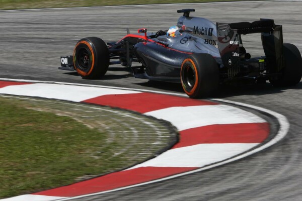Fernando_Alonso_McLaren-Honda_GP_Maleisi_free_practice_2015_00