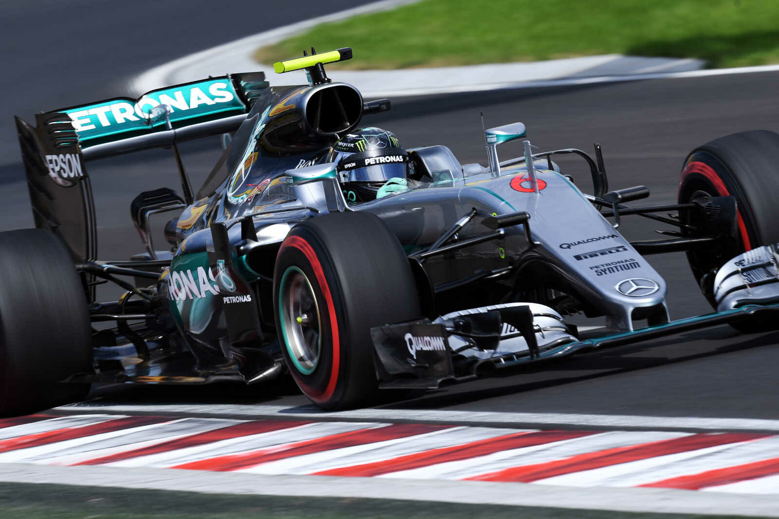 Nico_Rosberg_Mercedes_AMG_F1_GP_Hongarije