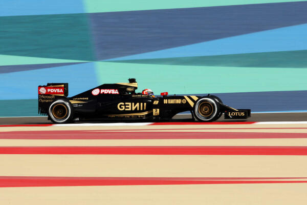 Romain_Grosjean_Lotus_F1_GP_Bahrein_2015