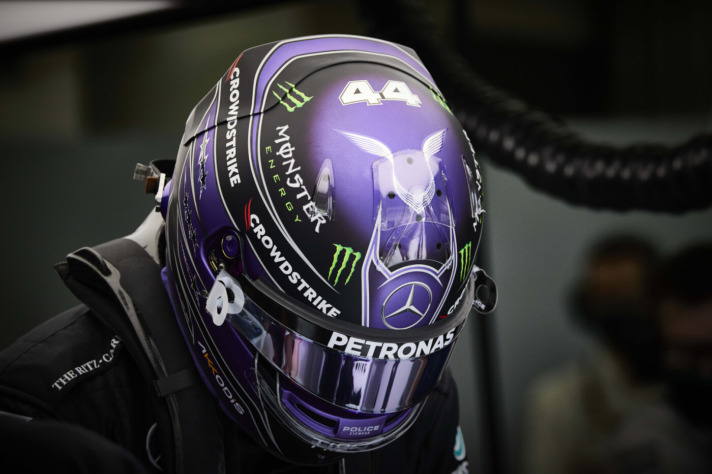 Lewis Hamilton 2022 helm