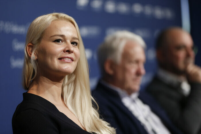 Claire Dubbelman / Charlie Whiting / FIA