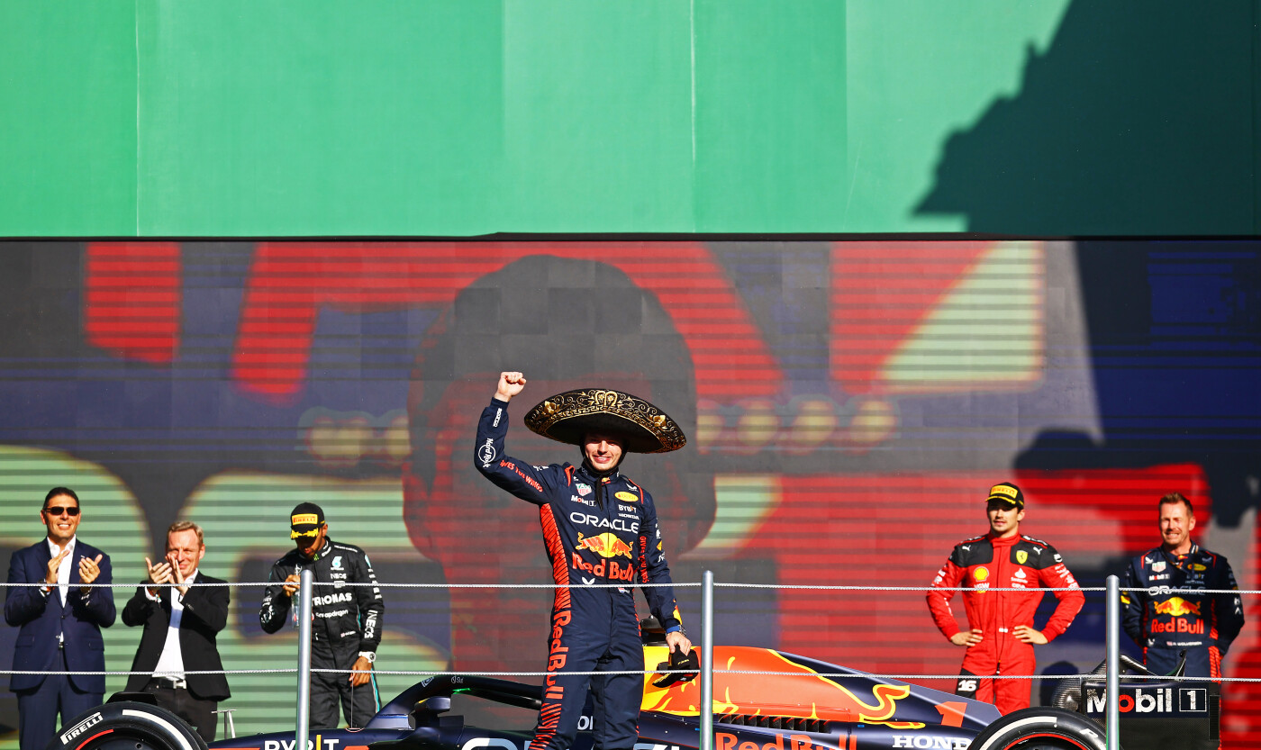 Max Verstappen sombrero Mexico 2023