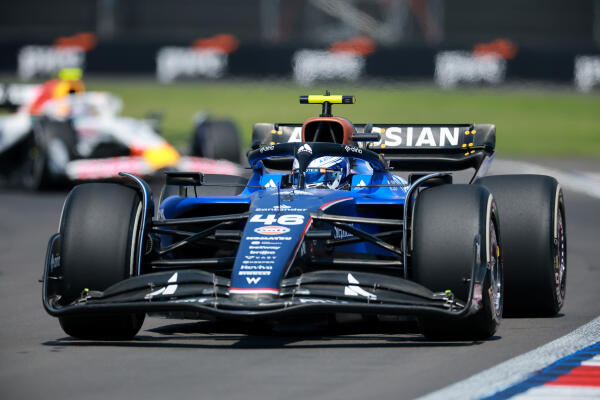 Luke Browning auto vrije training vrijdag Mexico 2025