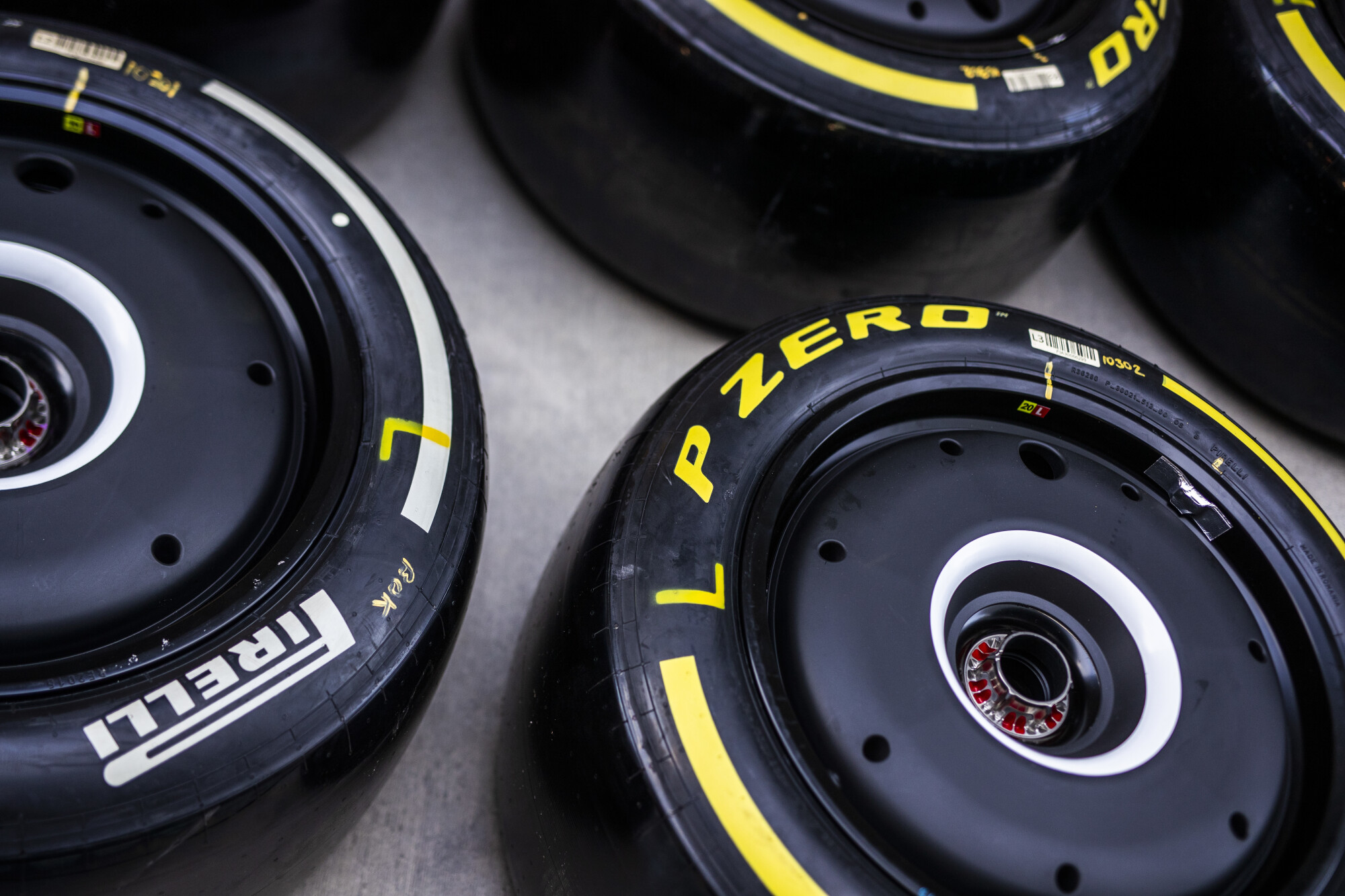 Vast en zeker vaak verlangen Pirelli neemt hardste banden mee naar Zandvoort - Grand Prix Radio