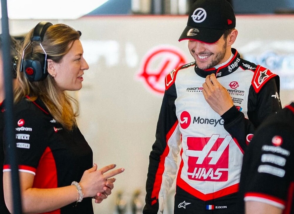 Esteban Ocon en Laura Mueller, Haas