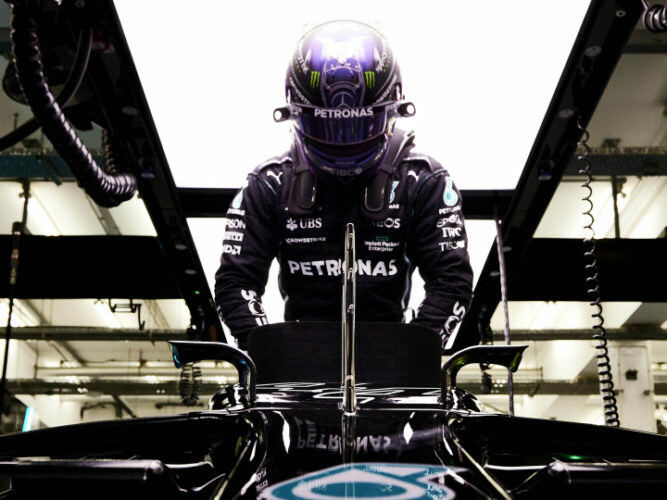 Lewis Hamilton / Mercedes / Bahrein 2021