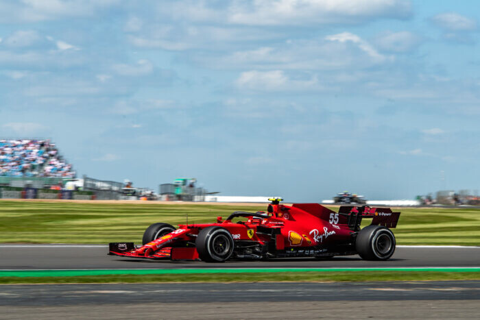 210066-scuderia-ferrari-british-gp-friday-700x467