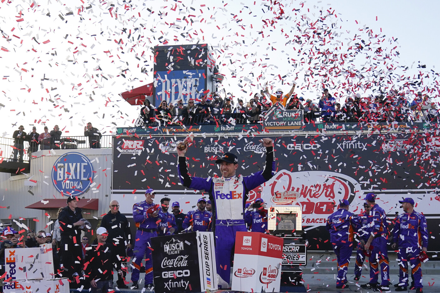 denny hamlin nascar