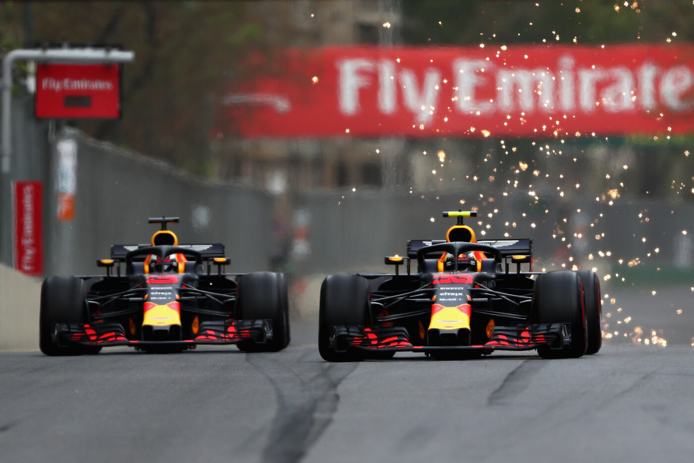 Verstappen Ricciardo Baku 2018