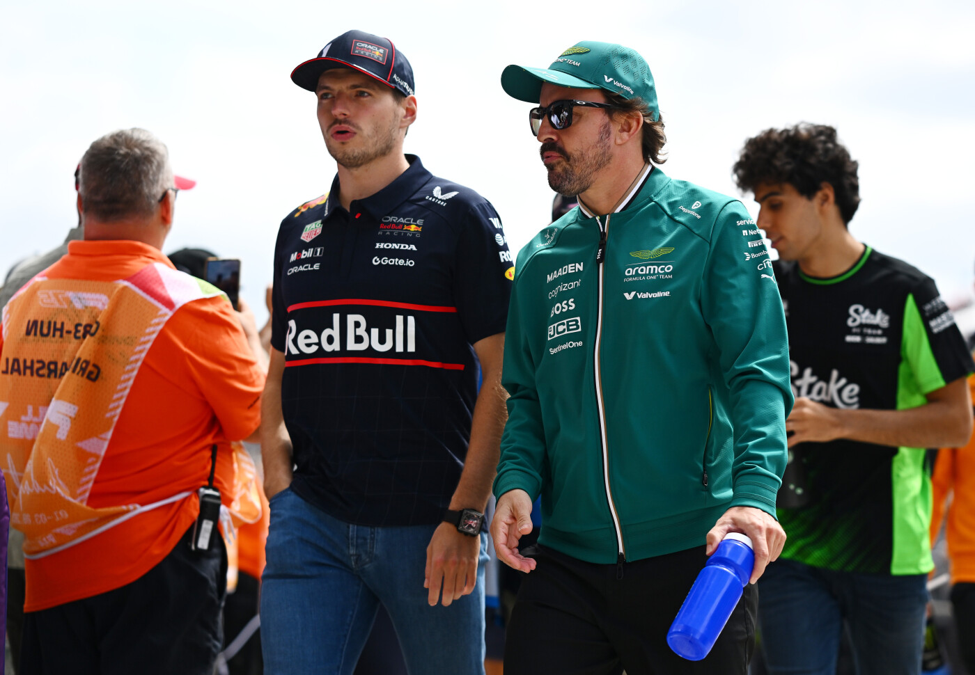 Max Verstappen en Fernando Alonso