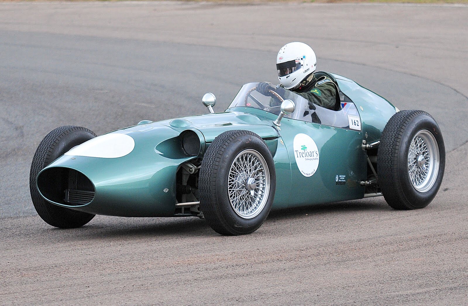 Aston_Martin_DBR4_Mallory_Park