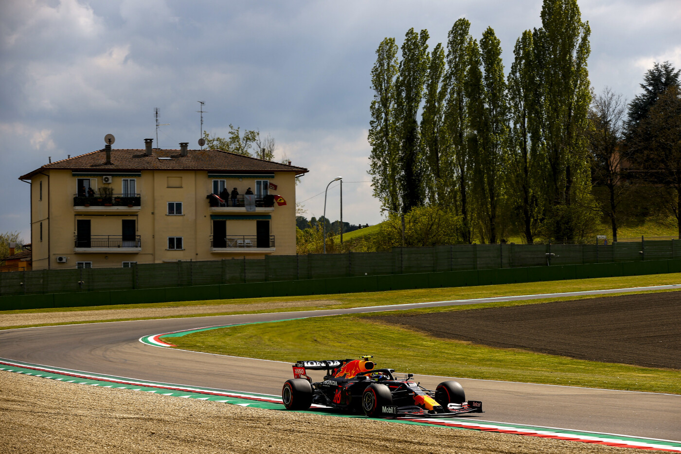35-saturday-imola