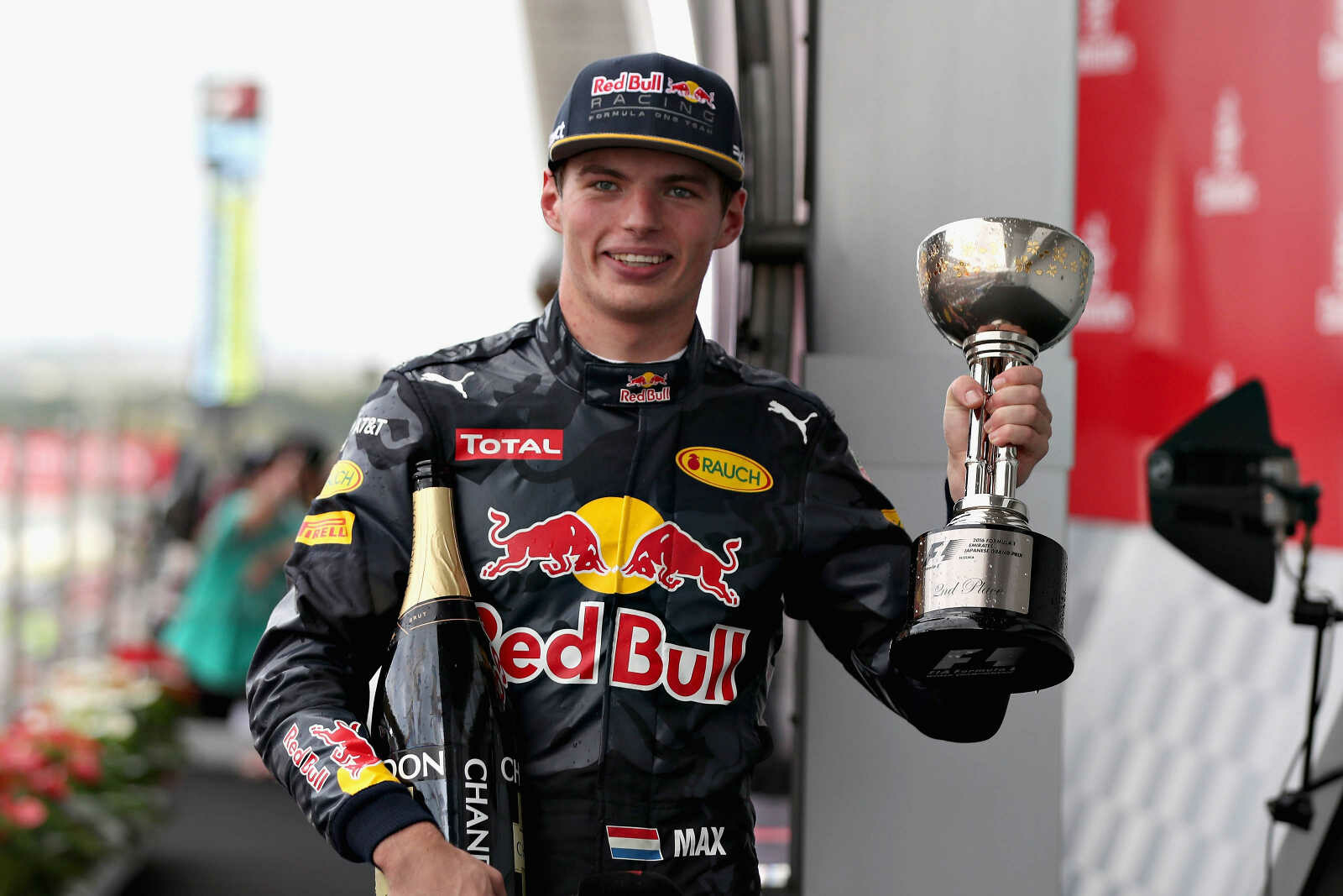 images_2016_F1_10_GP_Japan_Max_Verstappen_Red_Bull_Racing_F1_Grand_Prix_Japan_2016_podium