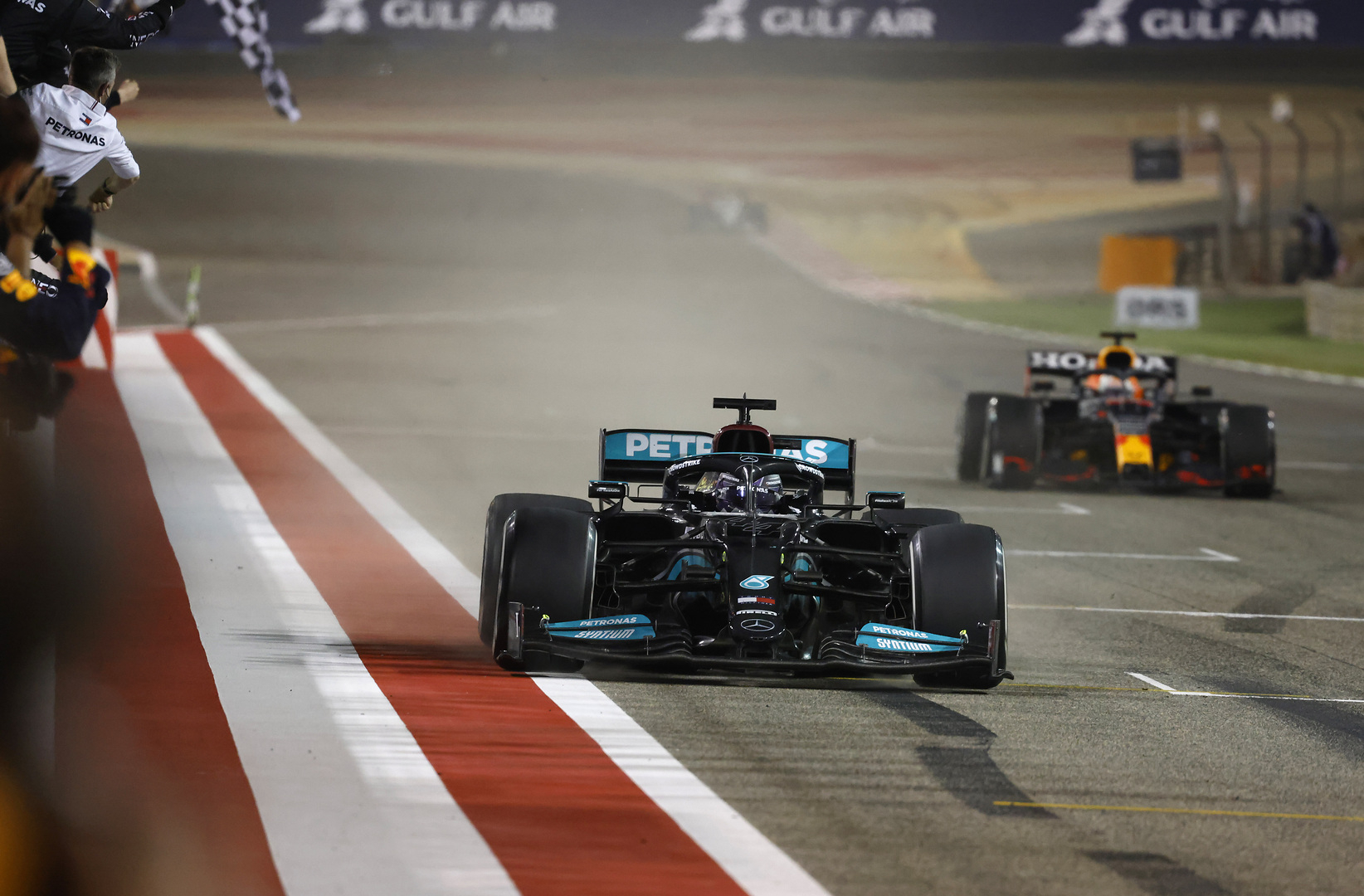 Lewis Hamilton / Mercedes / 2021 / Grand Prix van Bahrein